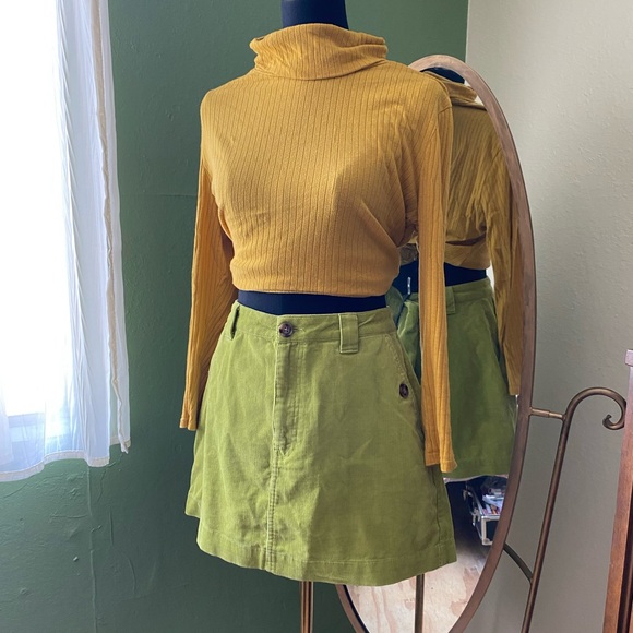 wild fable Dresses & Skirts - Funky 60s 70s Mod Corduroy Green Skirt